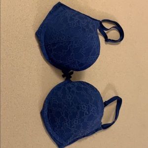 Victoria’s Secret lace-front bra